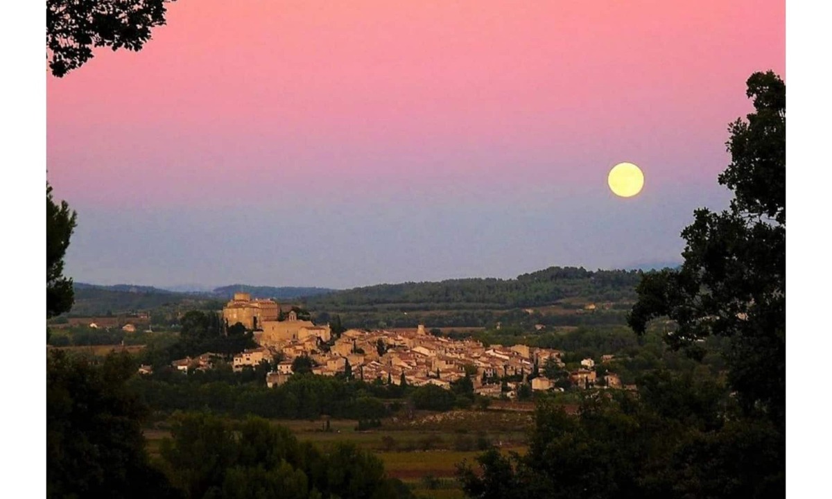 Ansouis House | Le Mas Serenity Pink Suite