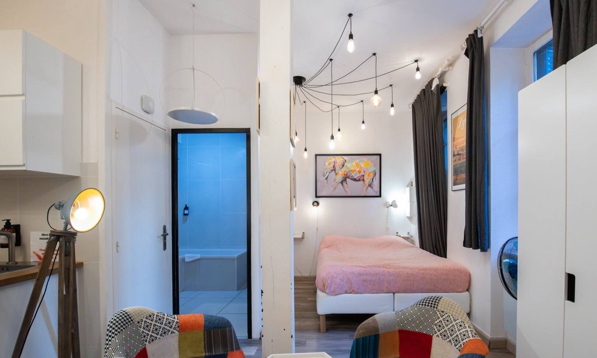 5th Arrondissement Apartment | Le Matisse - cosy studio with parking and terrace