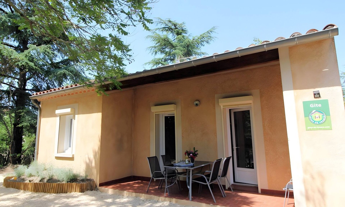 Saint Alban Auriolles House | Le Mazet des Campanes: Shared Pool, Wi-Fi, Air Conditioning