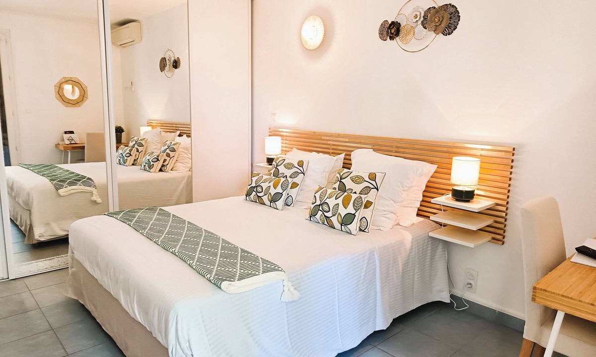 Hyeres Hotel | Le Mediterranée