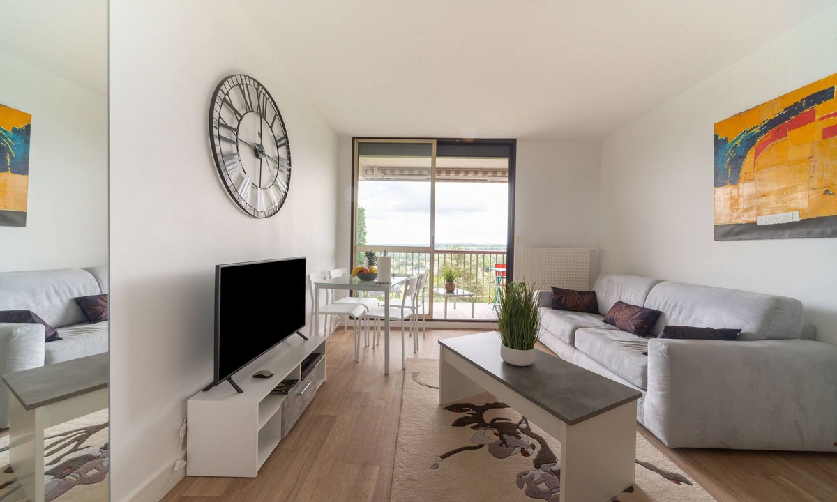 Montrichard Apartment | Le Merel - Studio Apartment, Sleeps 4