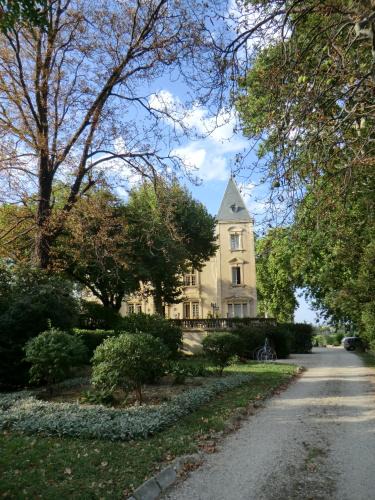 Violes Bed & Breakfast | le Mogador château du Martinet
