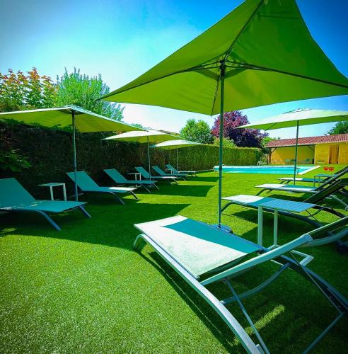 Quincie-en-Beaujolais Hotel | Le Mont Brouilly