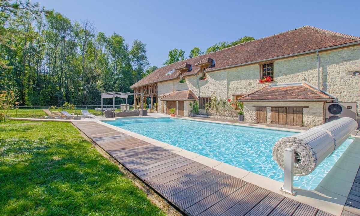 Eguilly-sous-Bois House | Le Moulin de la Lauchère