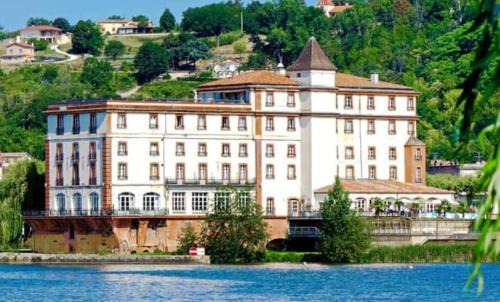 Moissac Hotel | Le Moulin de Moissac, Sure Hotel Collection by Best Western