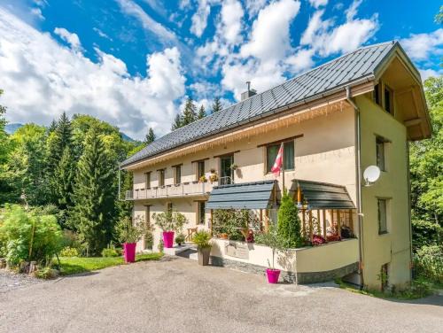 Sallanches Ski Chalet | Le Moulin des Olirics