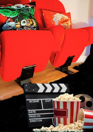 Centre ville - Urbanistes Apartment | Le Movie Lounge - Salle Cinéma