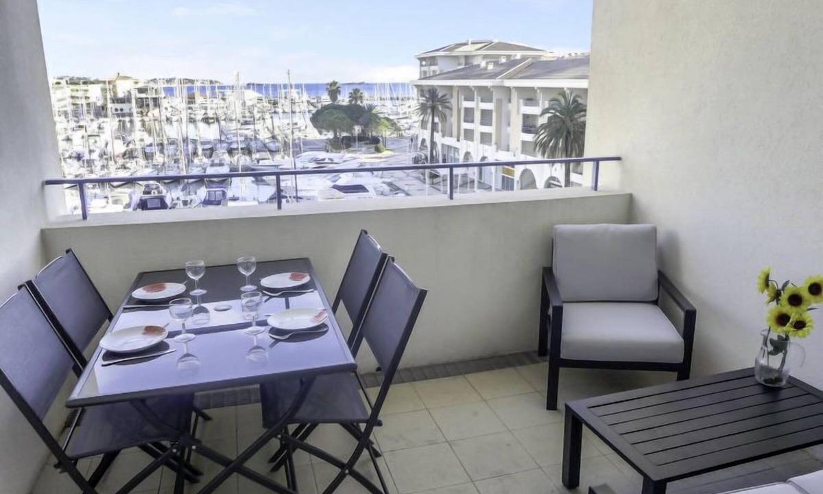 Frejus Port Apartment | Le Nadir by Interhome