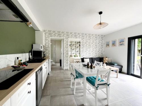 Sainte-Mere-Eglise House | Le Neptune