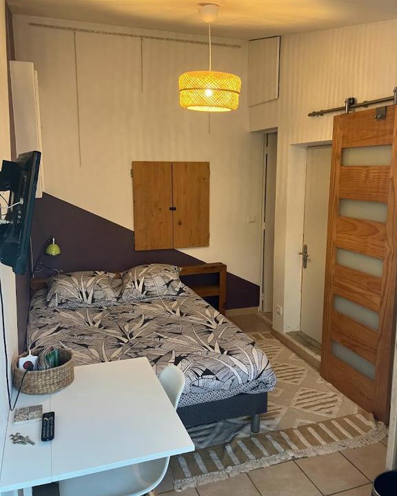 Castries Bed & Breakfast | Le Nid Castries - Charmante suite indépendante et totalement équipée avec entrée privée centre Castries - Proche Montpellier