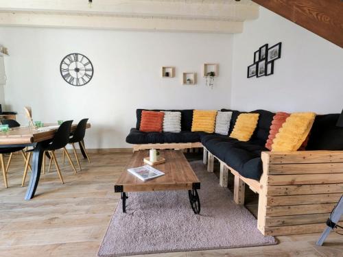 Mauleon House | Le Nid Douillet - Duplex Bois & Charme