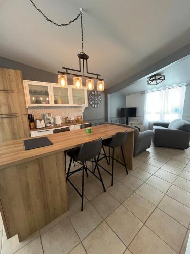 Val-Brillant Apartment | Le Numéro 1