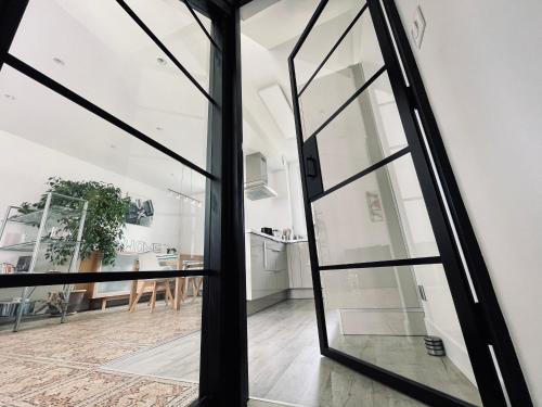 Quartier Beauregard-Boufflers-Buthegnemont-Boudonville House | le numero 100