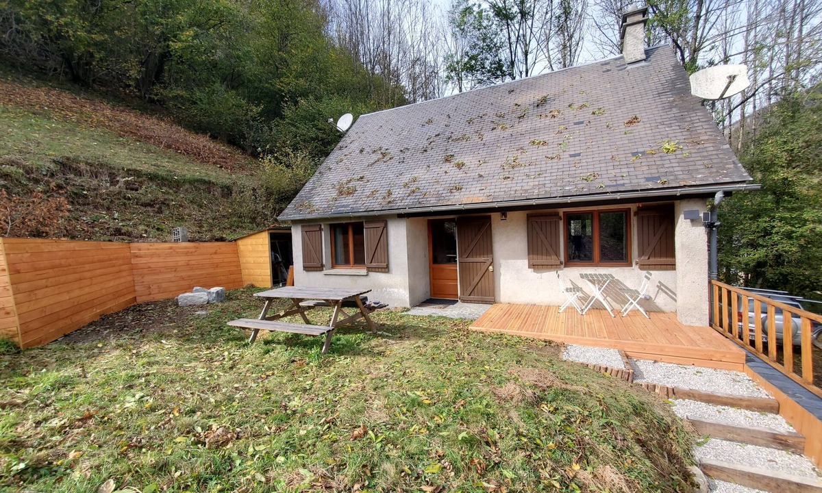 Campan House | Le P'tit Chalet, at 1000m altitude