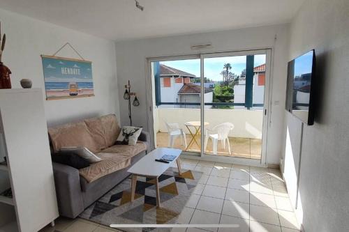 Bayonne Apartment | Le Paisible YourHostHelper