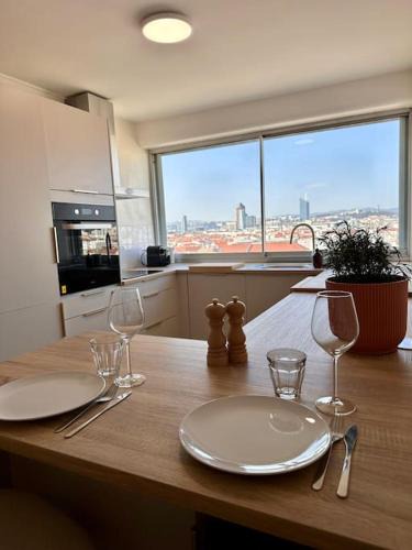 Republique - Tolstoi Apartment | Le Panoramic