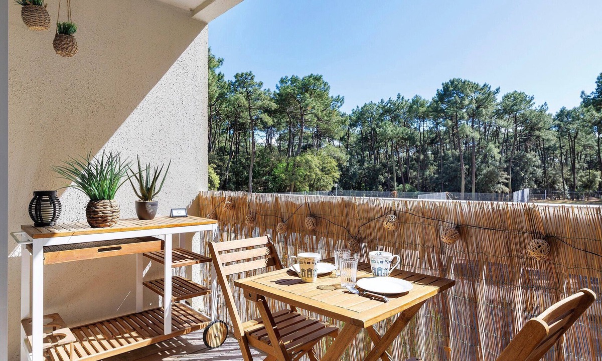 Jard-sur-Mer Apartment | Le Parc 251 – Prime Location for Sport and Nature Getaways