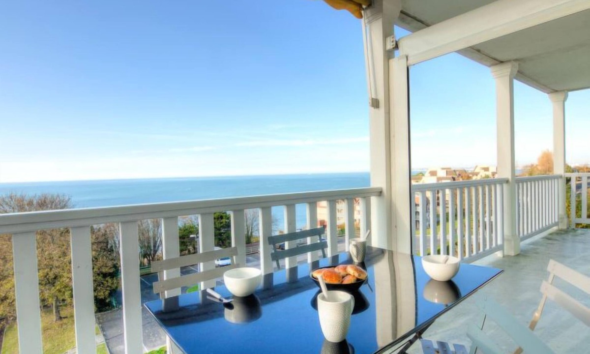 Trouville-sur-Mer Apartment | Le Parc Cordier by Interhome