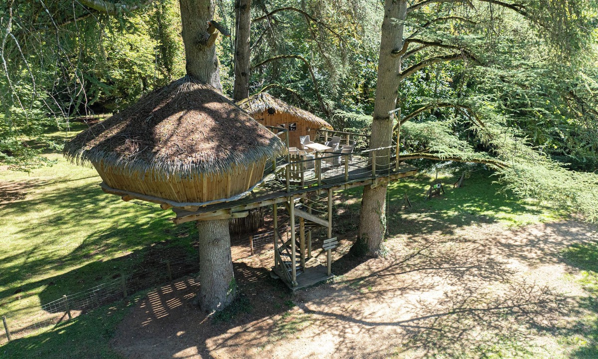 Salles-en-Toulon RV Rental | Le Parc de la Belle