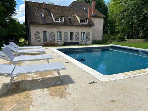 Coulanges-sur-Yonne House | LE PARC