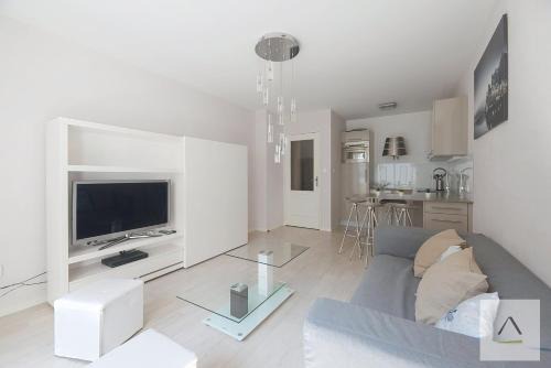 Saint-Helier Apartment | Le Patio de la Gare