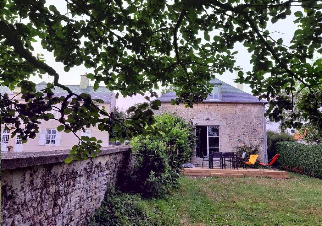 Crouay House | Le Pavillon du Manoir de Conjon