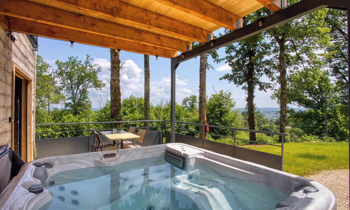 Sarlat-la-Caneda Cabin | Le Pech Eternel : Cabane SPA des Pins
