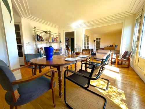 Epinettes Apartment | Le Penthouse Guy Moquet