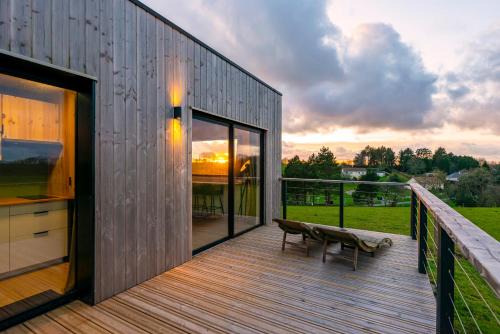 Cuverville House | Le perchoir