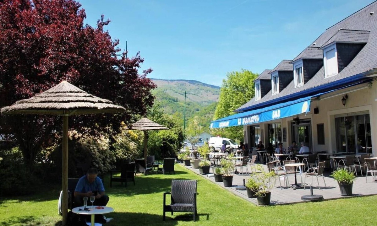 Accous Hotel | Le Permayou
