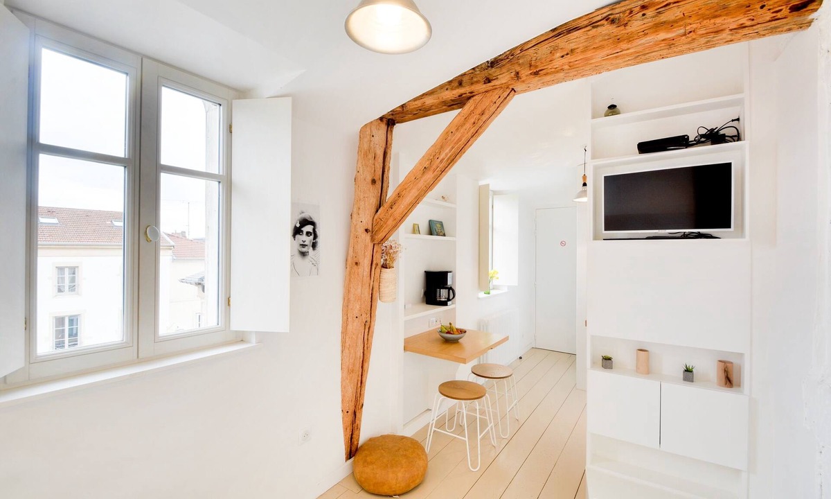 Saint Nicolas - Charles III - Ville vieille - Trois Maisons - Leopold Apartment | Le Petit Amerval - Studio Apartment, Sleeps 2