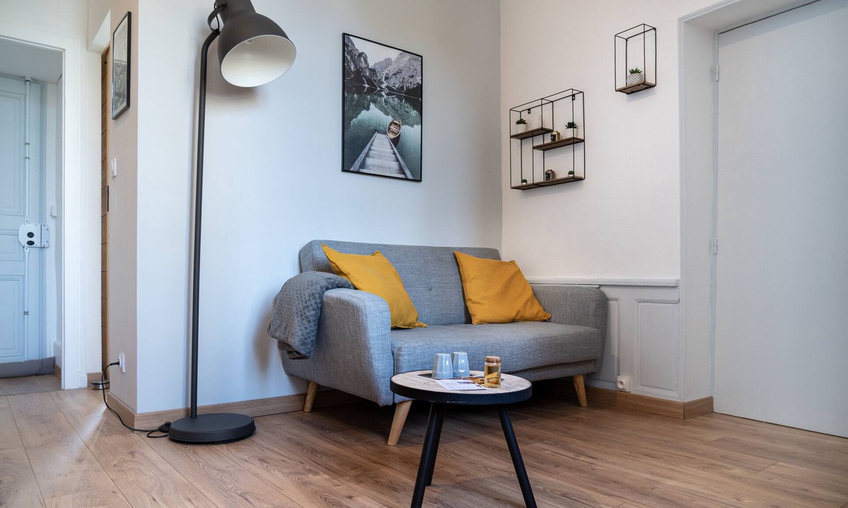 Old Town Apartment | Le Petit Bouchon de Troyes