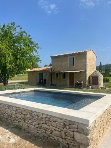 Mane Villa | Le Petit Cabanon Provençal