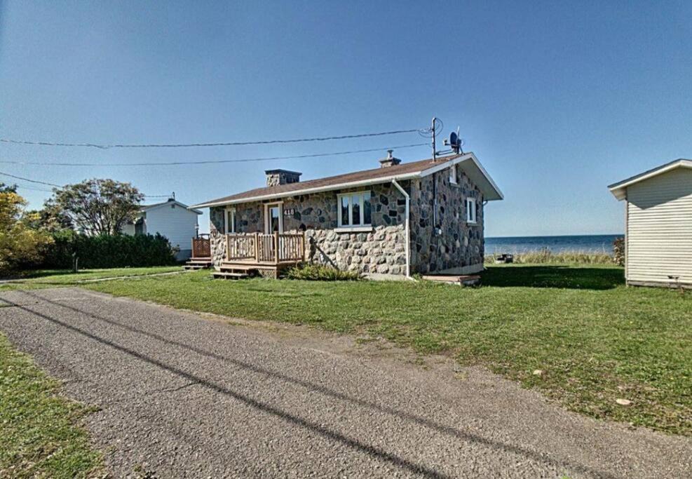 Rimouski Ski Chalet | Le petit chalet de pierres