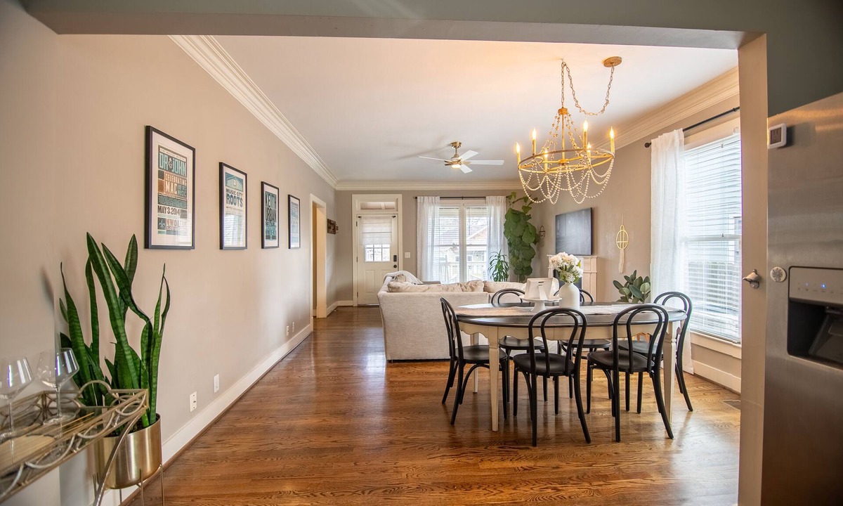 Hope Gardens House | Le Petit Château Nashville — Cozy and Elegant, Near Downtown