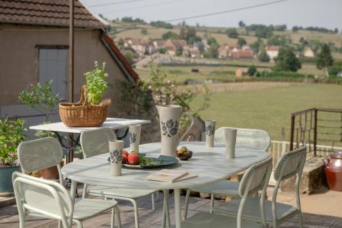 Saint-Julien-de-Civry House | Le Petit Civry