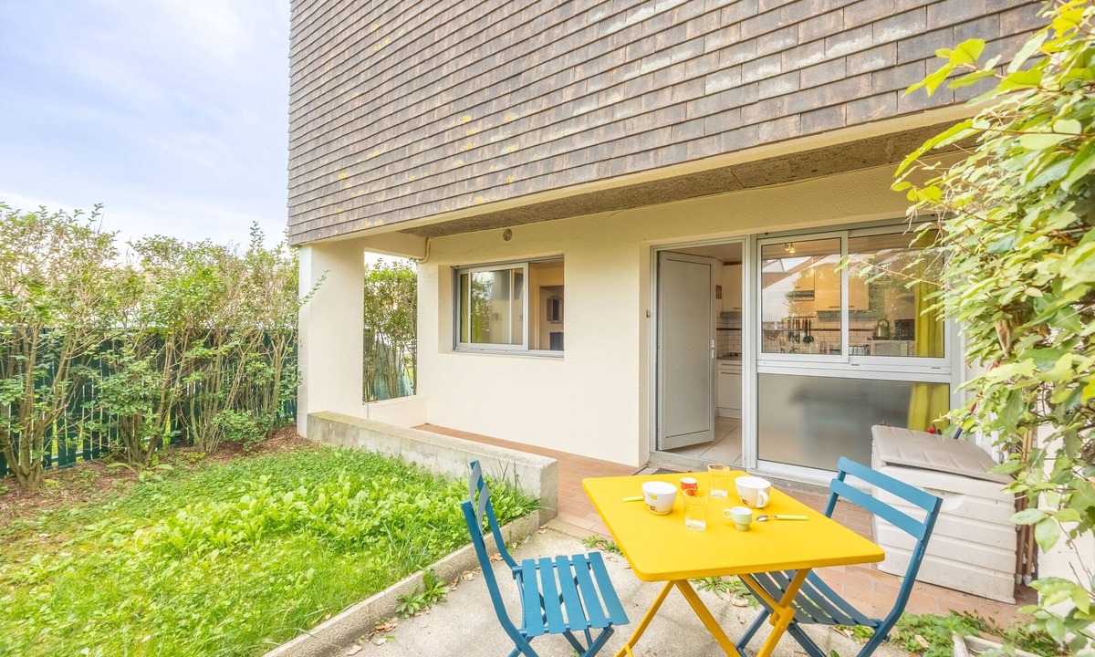 Courseulles-sur-Mer Apartment | Le Petit Cocon Marin - Appt à 200m de la plage