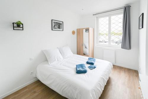 Saint-Charles du Port Apartment | Le Petit Cocon - Docks Vauban