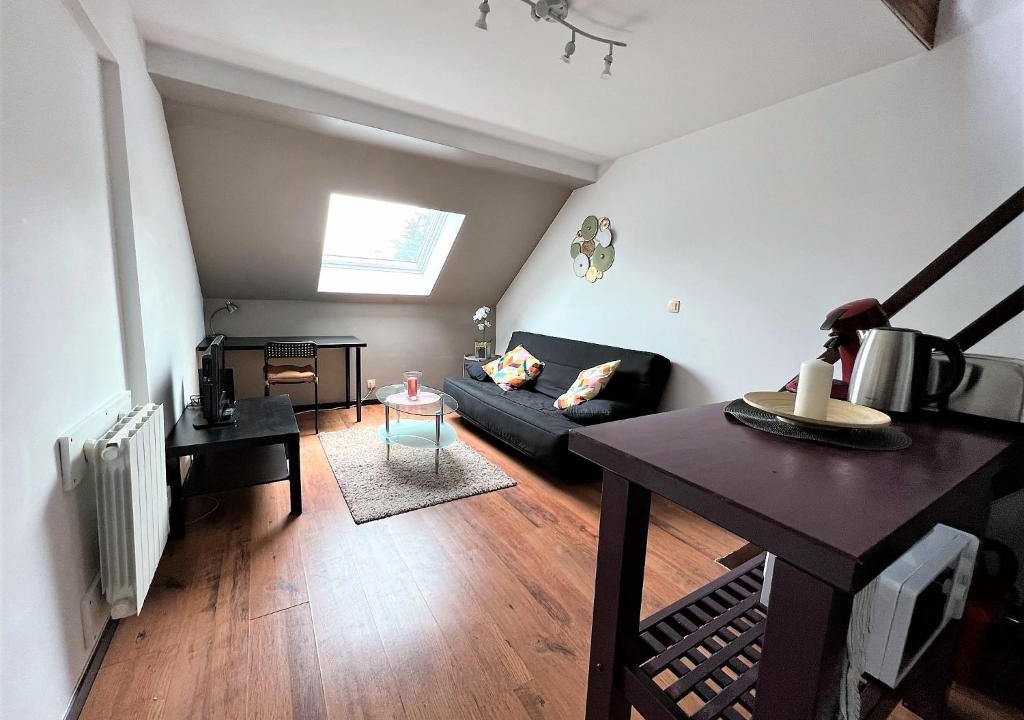 Reims Apartment | Le Petit Duplex proche Avenue de Paris