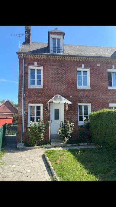 Auffay House | Le petit fagus