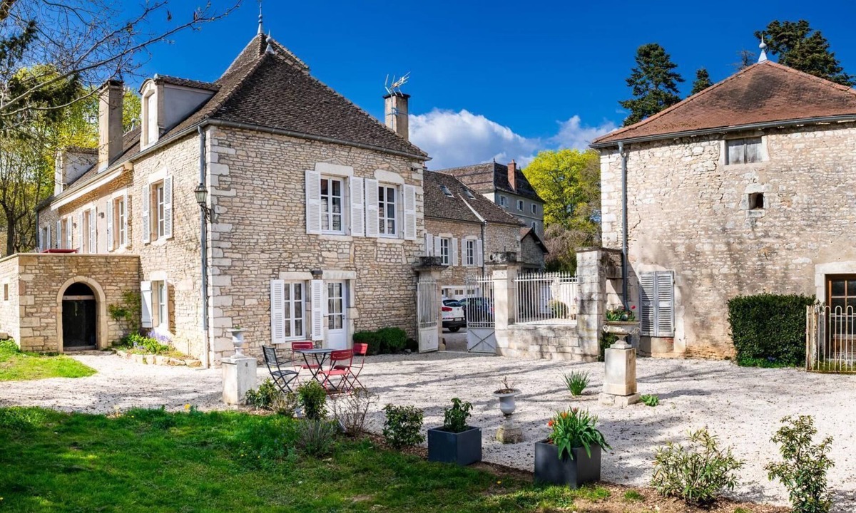 Fragnes House | Le Petit Logis - FONTAINES