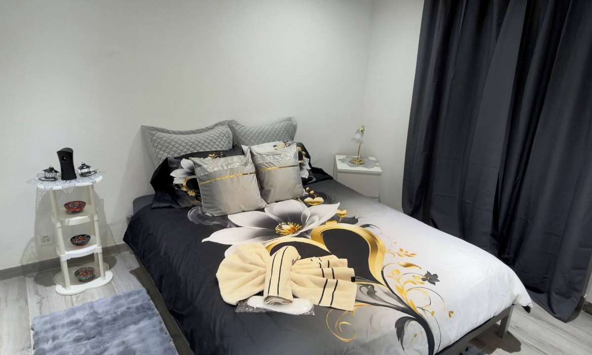 Bussigny-pres-Lausanne Apartment | Le petit luxe urbain