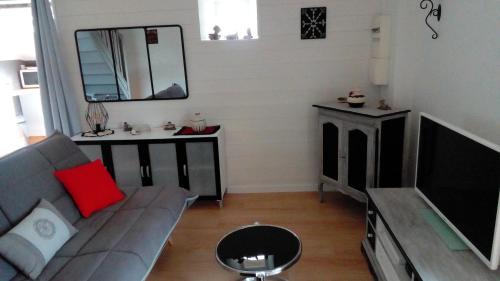 Le Val-Saint-Pere House | Le Petit Montceaux