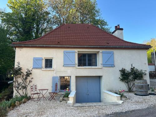 Lusigny-sur-Ouche House | Le Petit Moulin