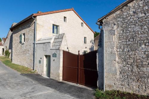 Lemere House | Le Petit Munet