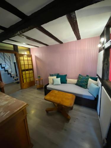 Hunawihr House | LE PETIT NID
