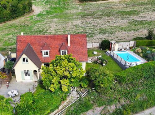 Martin-Eglise House | Le Petit Paradis tout confort avec piscine extérieure