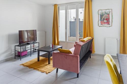 Pilotiere Apartment | Le Petit Patio proximité clinique Jules Verne