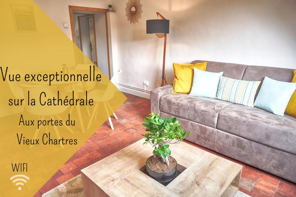 Chartres Apartment | Le Petit Porte Guillaume