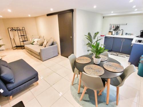 Saint-Aignan-Grandlieu Apartment | Le Petit Rocher 30m2- Studio standing 3 étoiles